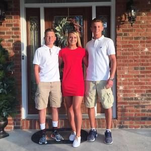 Meet your Posher, Liza